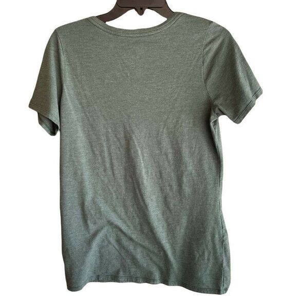 Nike Baylor Bears Womens L T-shirt V-neck‎ NCAA SS Tee Green & Yellow - Picture 2 of 3